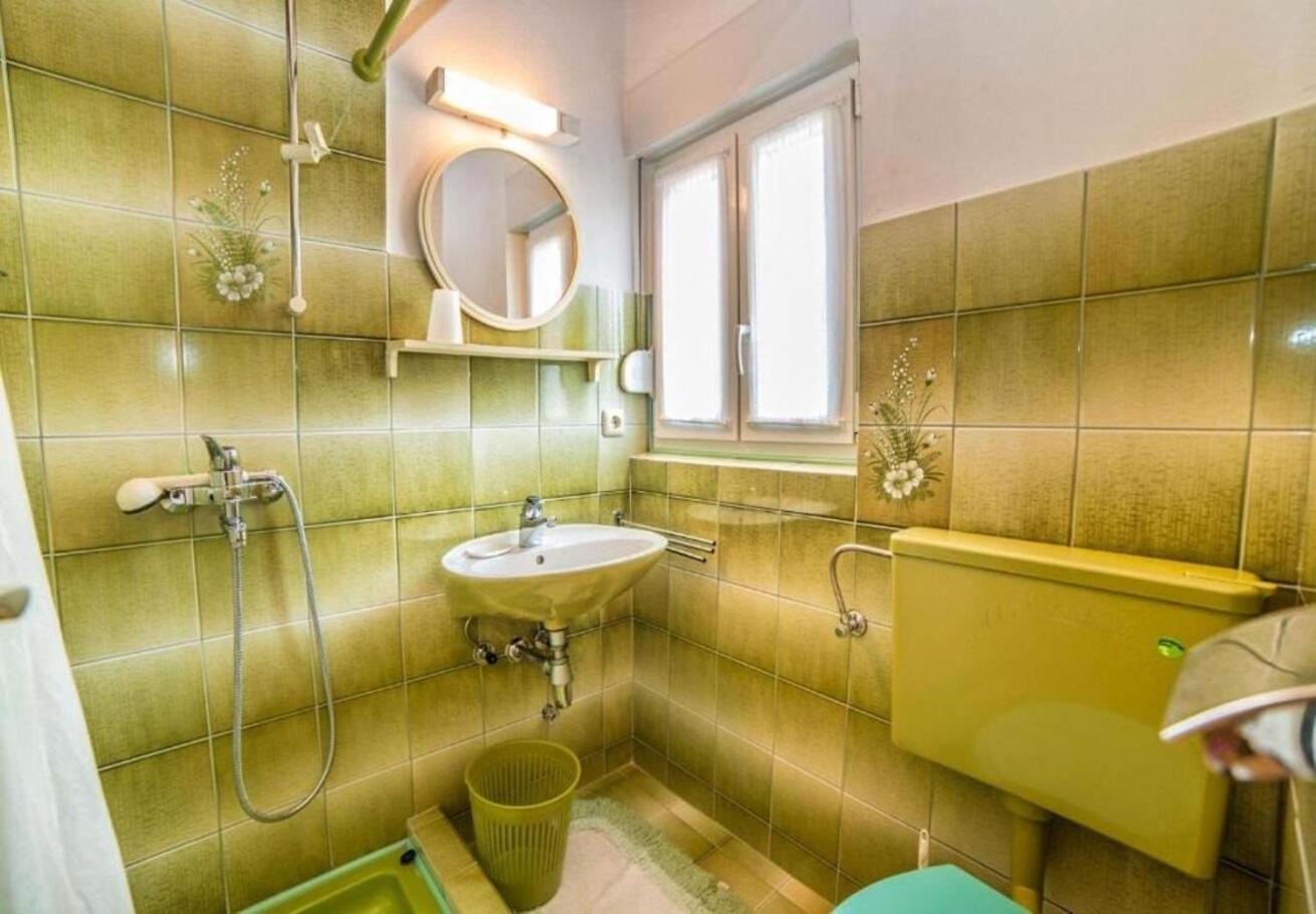 Banjol Apartments Dusa מראה חיצוני תמונה