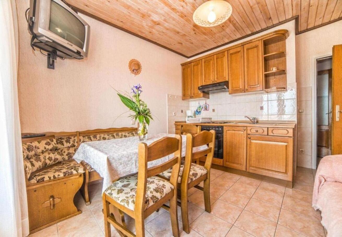 Banjol Apartments Dusa מראה חיצוני תמונה