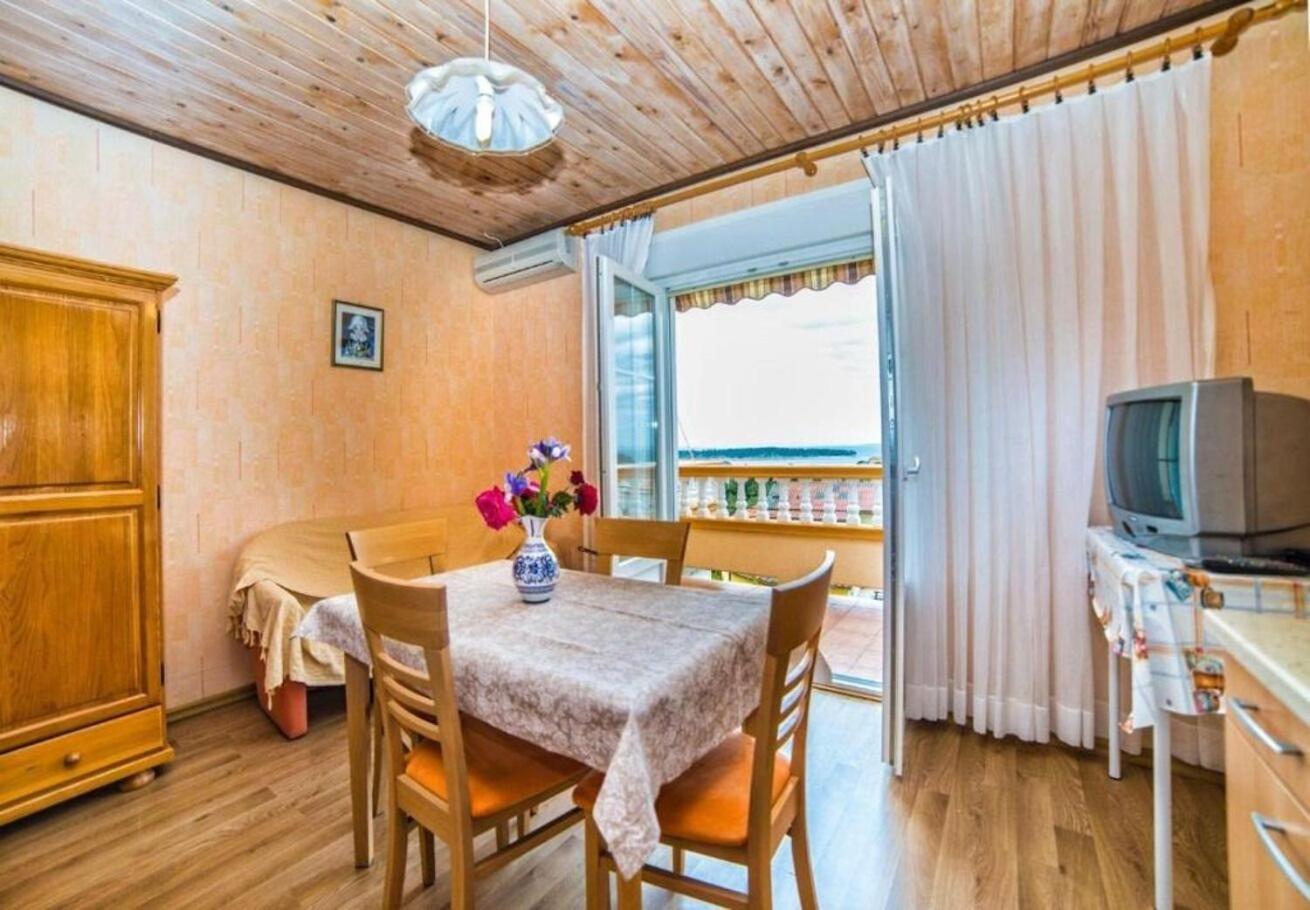 Banjol Apartments Dusa מראה חיצוני תמונה