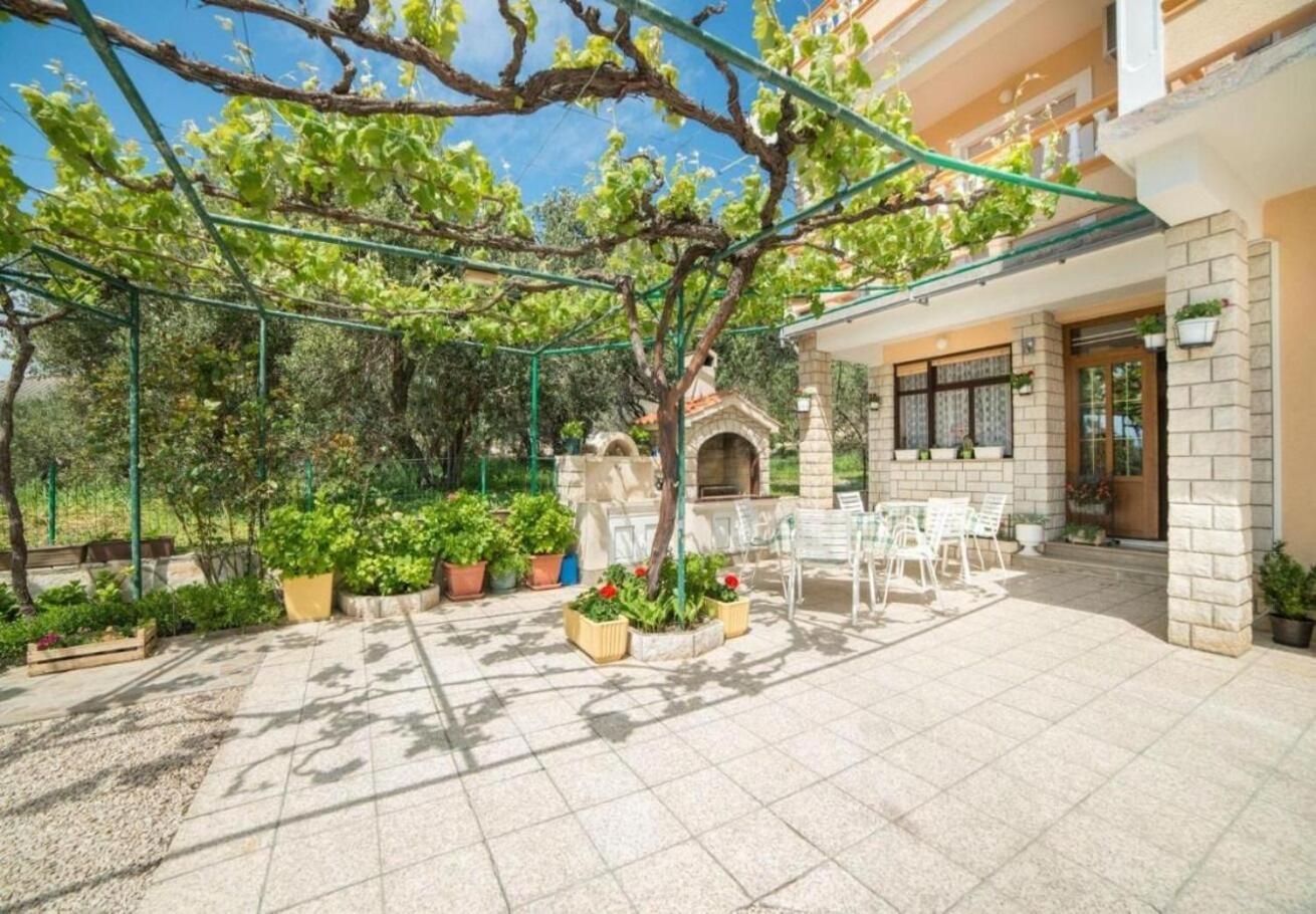 Banjol Apartments Dusa מראה חיצוני תמונה